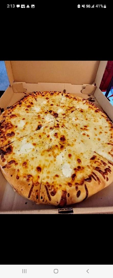 Throwback Pizza